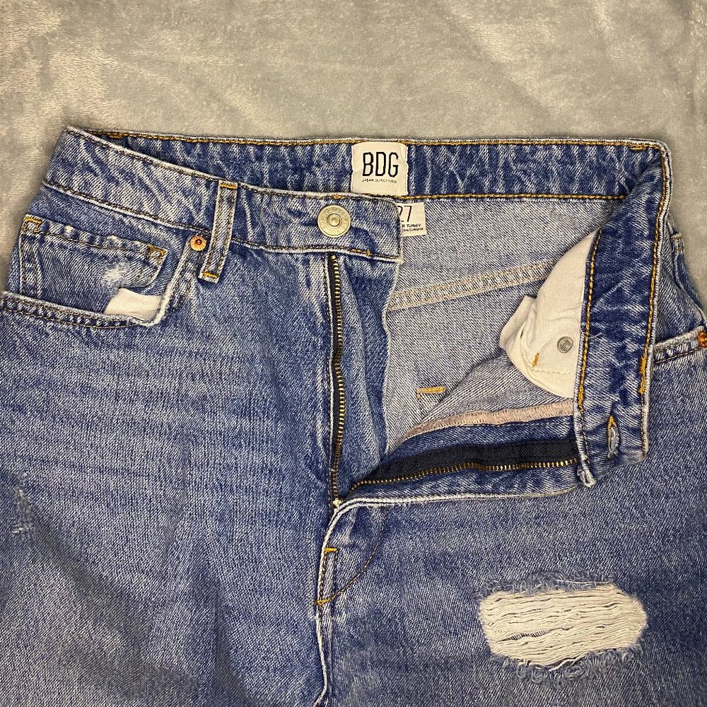 URBAN OUTFITTERS Vintage High- Rise Jeans